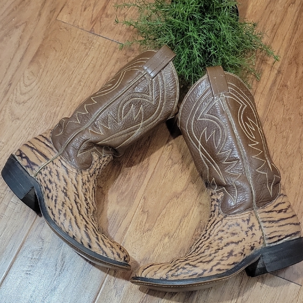 Vintage Tony Lama Wildebeast & Cape Buffalo Leather Cowgirl Boots 6 - Picture 2 of 16